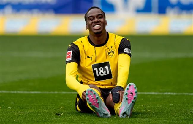 Jamie Gittens dang muon roi Borussia Dortmund trong ky chuyen nhuong mua he
