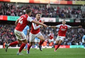 declan_rice_bi_choang_ngop_boi_pha_ghi_ban_cua_martinelli.jpg