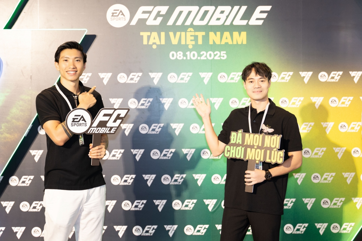 Van Hau Xuan Son gop mat trong game