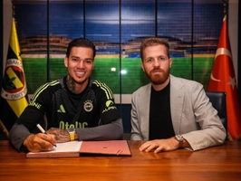 fenerbahce-ki-hop-dong-voi-thu-mon-ederson-0309054029-1.jpg