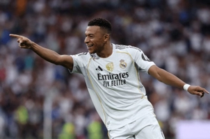 mbappe-png-1758386527-9081-17583-2109002702-2.jpg