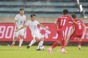namdinh-vs-cahn-2909112005-1.jpg
