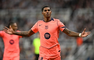 rashford_len_tieng_sau_khi_bi_hansi_flick_ky_luat_vi_vi_pham_noi_quy-3.jpg